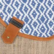 Load image into Gallery viewer, VAAN &amp; CO. Nomad Noho Crossbody
