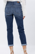 Load image into Gallery viewer, Judy Blue Mid Rise Cuffed Boyfriend