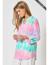 Load image into Gallery viewer, 3/4 Sleeve Lizzy Wrinkle Free Top