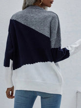 Load image into Gallery viewer, Round-Neck Striped Contrasting Knit Sweater
