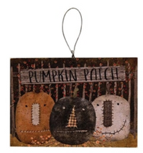 Load image into Gallery viewer, Primitive Pumpkin Patch Friends Ornament
