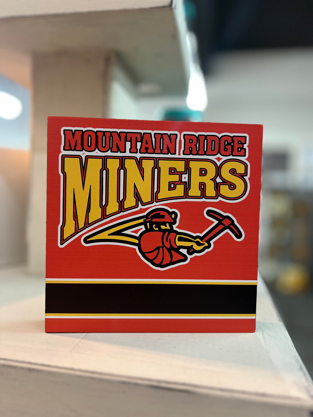 Mountain Ridge Miners Square Sitter