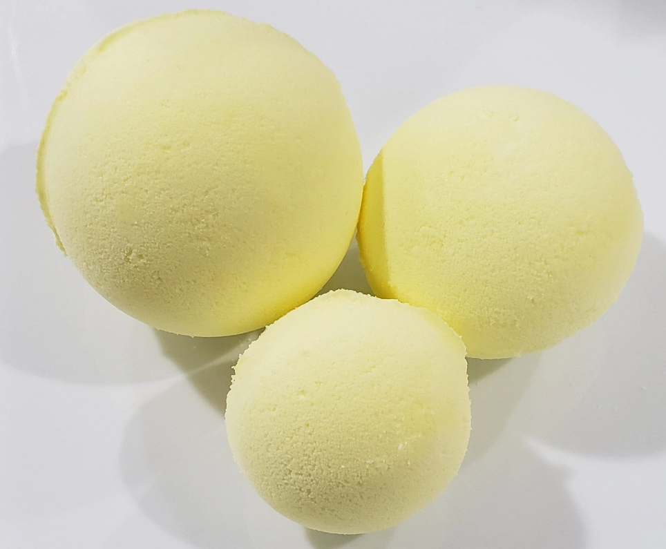 Lemon Vanilla Essential Oil Bath Bomb