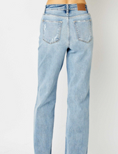 Load image into Gallery viewer, Judy Blue High Waist Light Wash Straight Leg Denim Jeans
