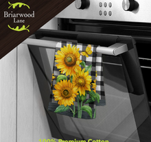 Load image into Gallery viewer, Checkered Sunflowers Hand Towel
