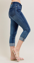 Load image into Gallery viewer, Judy Blue Dark Wash Cuffed Capri
