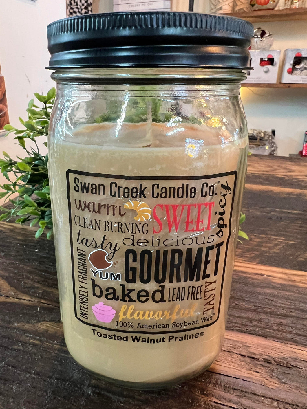 Swan Creek Toasted Walnut Pralines Pantry Jar 24 oz.