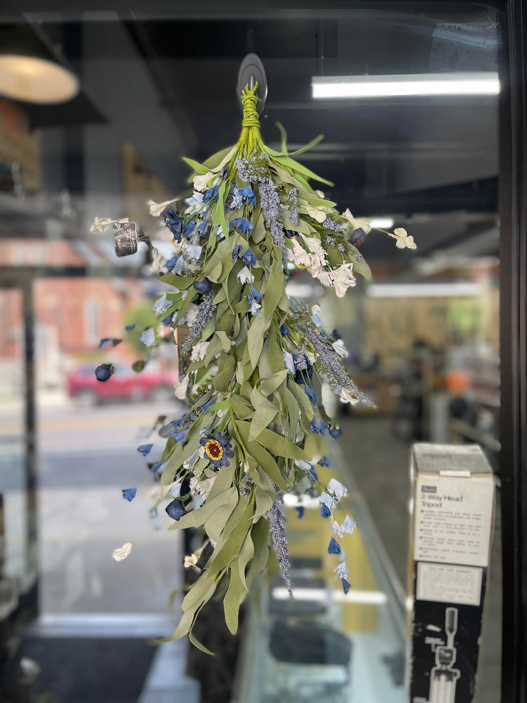 Blue Floral Teardrop