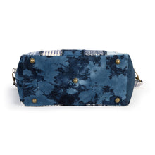 Load image into Gallery viewer, Your Journey Weekender Bag - Indigo
